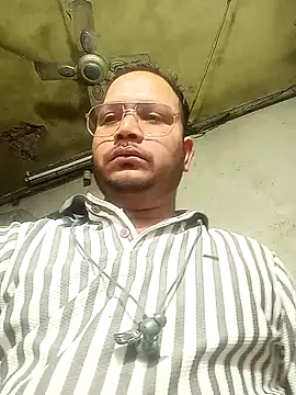 DeepakXxxR86 online show from February 21, 2026, 2:30 pm