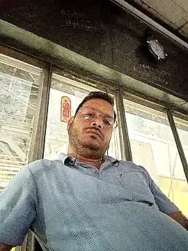 DeepakXxxR86 online show from March 4, 2026, 8:16 pm