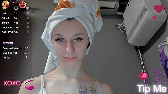  Nika Kik online show from March 18, 2025, 7:44 pm