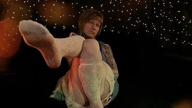 Snapshot of Littlespacemouse chatting on February 21, 2026, 12:29 pm Littlespacemouse online show from February 21, 2026, 12:29 pm