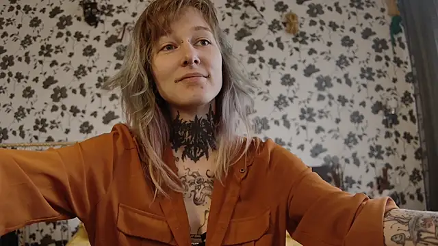 Snapshot of Littlespacemouse chatting on October 14, 2025, 8:59 am Littlespacemouse online show from October 14, 2025, 8:59 am