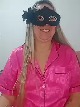 titiasexy online show from July 4, 2026, 4:44 pm