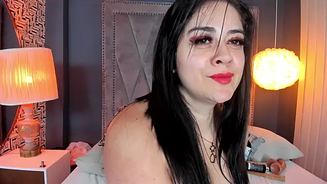 Snapshot of nahomi_sweett chatting on February 28, 2025, 5:48 pm nahomi sweett online show from February 28, 2025, 5:48 pm