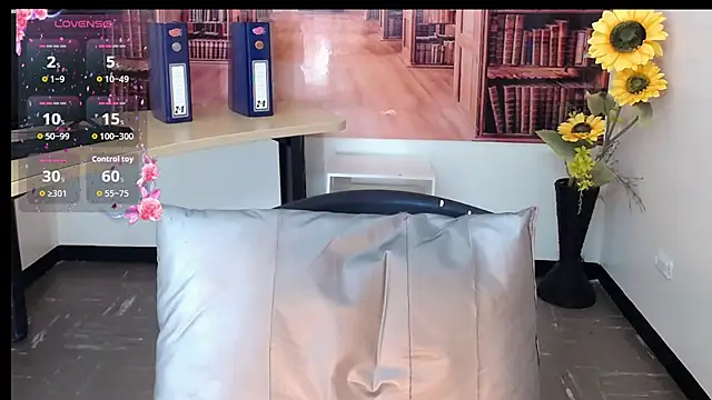 Catalella Ar online show from October 8, 2025, 3:08 am