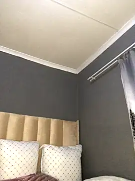 Snapshot of Nicole_Liam_ chatting on October 22, 2025, 11:03 pm Nicole Liam online show from October 22, 2025, 11:03 pm