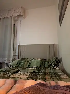 Sashabunny online show from February 5, 2026, 8:04 pm