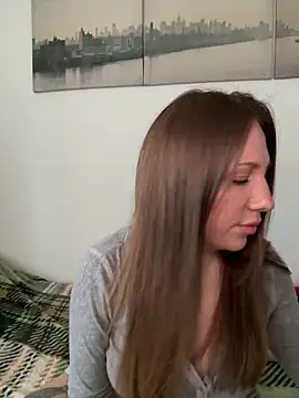 Snapshot of Sashabunny chatting on May 10, 2026, 1:46 pm Sashabunny online show from May 10, 2026, 1:46 pm