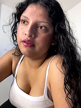 tati  22 online show from December 16, 2025, 5:06 pm