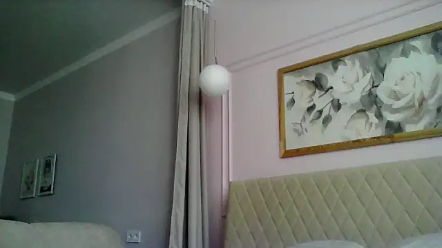 Snapshot of SunElizabeth chatting on March 21, 2025, 7:44 am SunElizabeth online show from March 21, 2025, 7:44 am