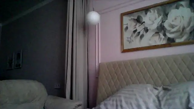 Snapshot of SunElizabeth chatting on March 17, 2025, 4:40 am SunElizabeth online show from March 17, 2025, 4:40 am