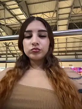 Snapshot of Mon_Cherry chatting on February 11, 2026, 1:27 am Mon Cherry online show from February 11, 2026, 1:27 am