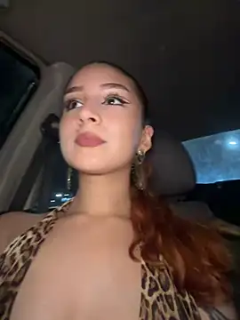 Mon Cherry online show from November 29, 2025, 1:39 am