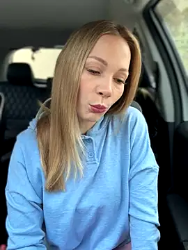 LavenderHot online show from October 12, 2025, 2:24 am