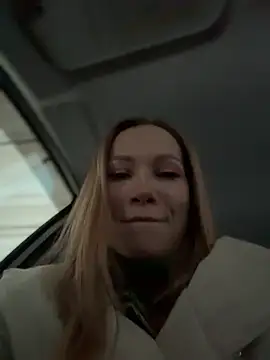 LavenderHot online show from February 24, 2026, 2:01 am