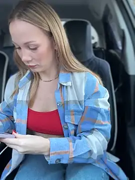 LavenderHot online show from October 13, 2025, 1:51 am