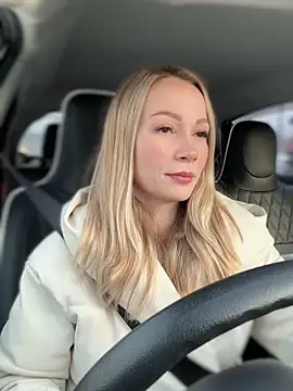 LavenderHot online show from February 24, 2025, 1:57 am