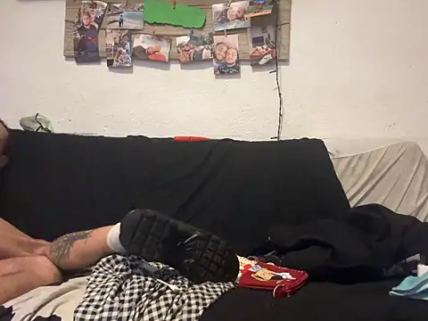 EnricoGio online show from February 1, 2025, 5:37 pm