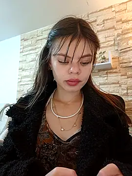 Violeta 12- online show from November 21, 2025, 7:02 pm