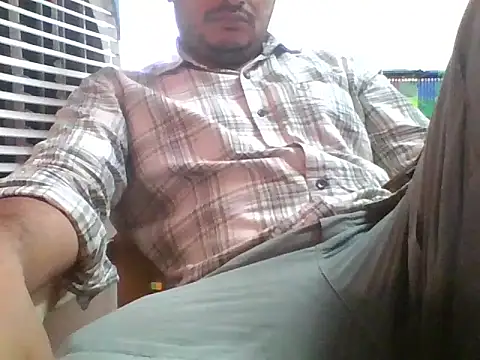 naughtymike0007 online show from October 13, 2025, 2:35 am