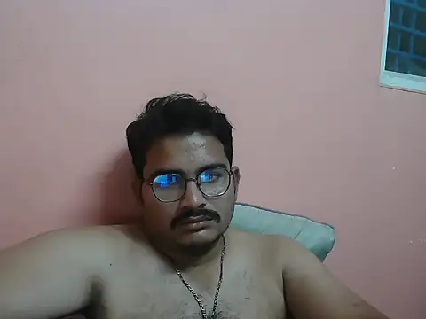 Snapshot of naughtymike0007 chatting on March 28, 2026, 4:08 pm naughtymike0007 online show from March 28, 2026, 4:08 pm