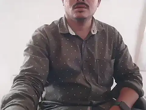 Snapshot of naughtymike0007 chatting on March 7, 2026, 9:37 am naughtymike0007 online show from March 7, 2026, 9:37 am