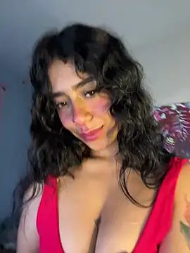 Snapshot of CieloTaylor chatting on March 13, 2025, 12:16 am CieloTaylor online show from March 13, 2025, 12:16 am