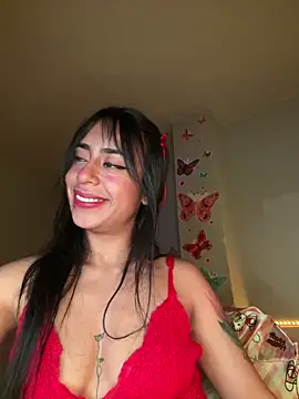 Snapshot of CieloTaylor chatting on February 4, 2025, 10:45 pm CieloTaylor online show from February 4, 2025, 10:45 pm