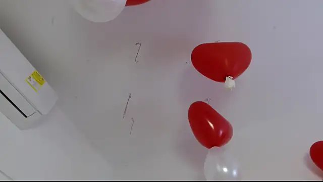 Snapshot of Alessiiaa_ chatting on February 13, 2025, 8:03 pm Alessiiaa online show from February 13, 2025, 8:03 pm