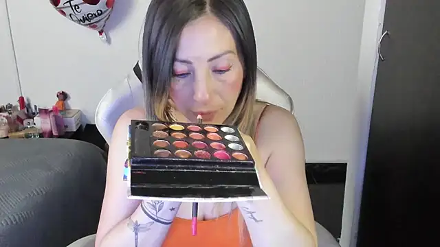 Andreina Suann online show from September 17, 2025, 11:34 am