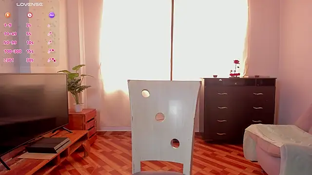 Snapshot of Simply_Zoe__ chatting on February 26, 2025, 6:04 pm Simply Zoe online show from February 26, 2025, 6:04 pm