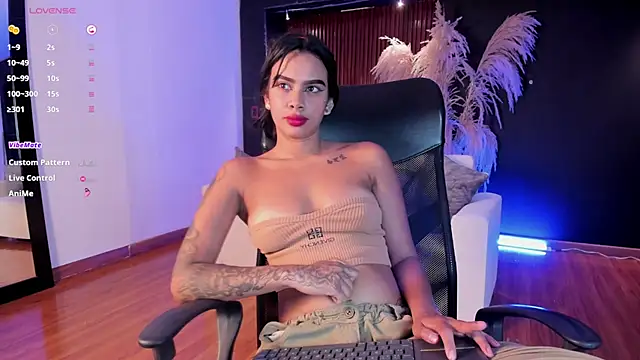 Snapshot of saracorraless chatting on February 13, 2025, 12:57 am saracorraless online show from February 13, 2025, 12:57 am
