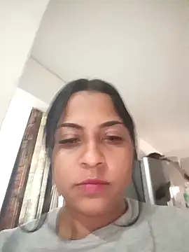 Snapshot of Giselabrunette25 chatting on April 2, 2026, 4:35 pm Giselabrunette25 online show from April 2, 2026, 4:35 pm