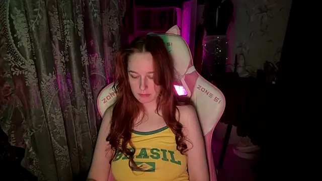 Snapshot of pearl_princess_ chatting on May 26, 2026, 2:59 pm pearl princess online show from May 26, 2026, 2:59 pm