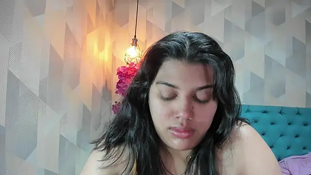 LindaBreeS online show from January 31, 2026, 7:12 pm