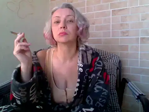 Lorie Carrie online show from March 22, 2026, 10:39 am