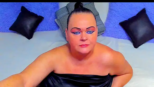 MilanaBiegert online show from November 11, 2025, 5:57 am