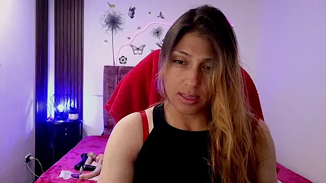 Snapshot of elena_detroya chatting on December 20, 2025, 12:19 pm elena detroya online show from December 20, 2025, 12:19 pm