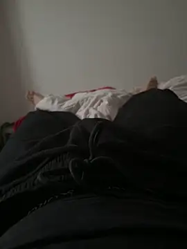 jungcock3210 online show from February 20, 2026, 6:19 am