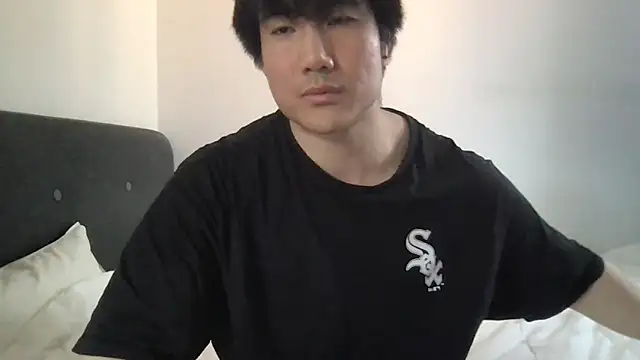 jungcock3210 online show from March 9, 2025, 1:04 pm