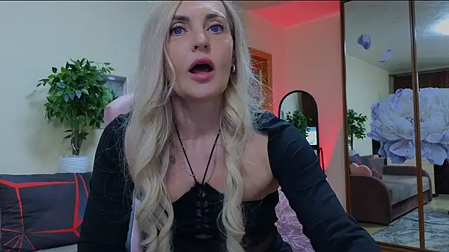 amelia blondy online show from March 8, 2025, 9:28 am