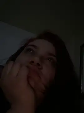 lolabun247 online show from February 3, 2025, 10:14 am