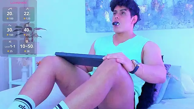 arminjones1 online show from October 9, 2025, 3:40 am