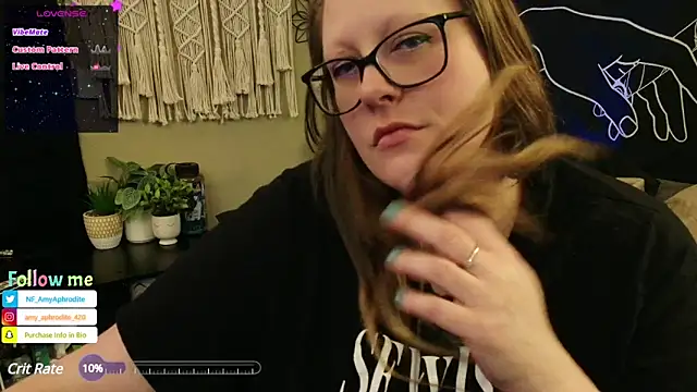 Snapshot of AmyAphrodite chatting on February 24, 2025, 8:27 am AmyAphrodite online show from February 24, 2025, 8:27 am