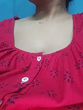 Snapshot of sexyindi_couple chatting on May 14, 2026, 3:42 pm sexyindi couple online show from May 14, 2026, 3:42 pm
