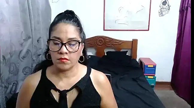 Snapshot of Mistresskloe01 chatting on February 13, 2025, 3:14 pm Mistresskloe01 online show from February 13, 2025, 3:14 pm