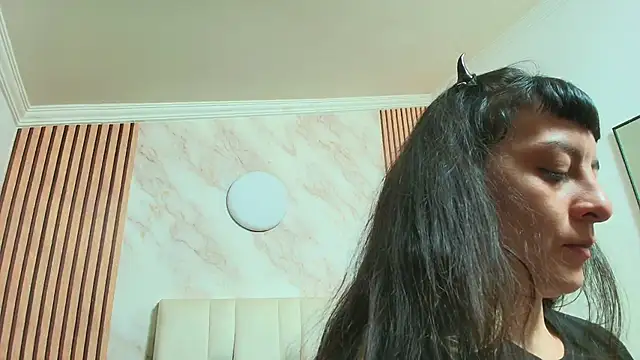 Naughty Kittenm online show from October 16, 2025, 11:40 am