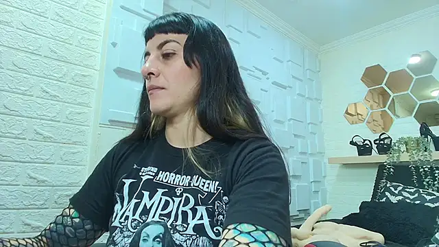 Naughty Kittenm online show from November 20, 2025, 11:33 am