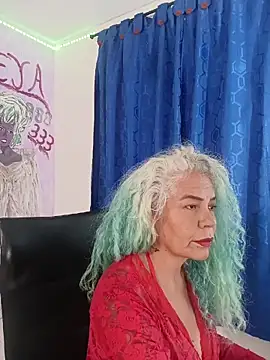 freyadevil333 online show from May 19, 2026, 6:53 am