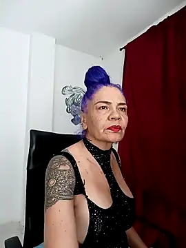 Snapshot of freyadevil333 chatting on September 28, 2025, 10:39 pm freyadevil333 online show from September 28, 2025, 10:39 pm