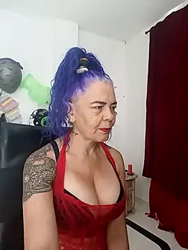 Snapshot of freyadevil333 chatting on October 19, 2025, 1:03 pm freyadevil333 online show from October 19, 2025, 1:03 pm